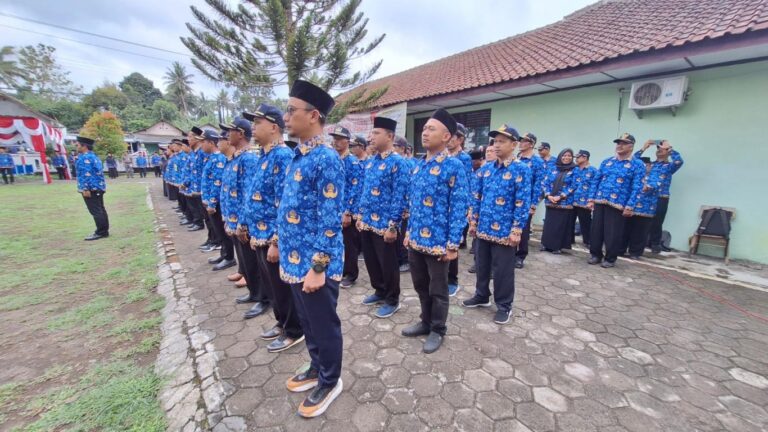 gambar_HUT KORPRI ke-52, Pamong Girikerto Ikuti Upacara Bendera